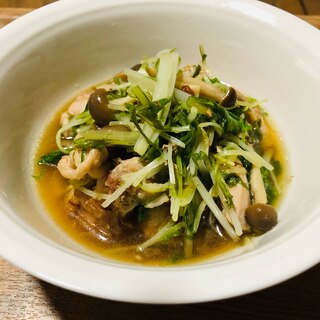 簡単❣️とりモモと水菜のおかか煮